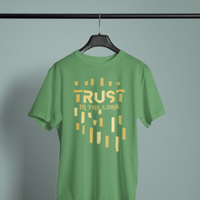 Carica l'immagine nel visualizzatore di Gallery, TRUST- Comfort Fit Tshirt - FAITHKIND ART