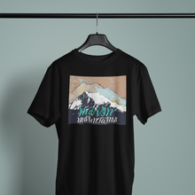 Carica l&#39;immagine nel visualizzatore di Gallery, Movin&#39; Mountains - Comfort Fit Tshirt
