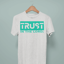 Cargar imagen en el visor de la galería, BOLD TRUST- Comfort Fit Tshirt - FAITHKIND ART
